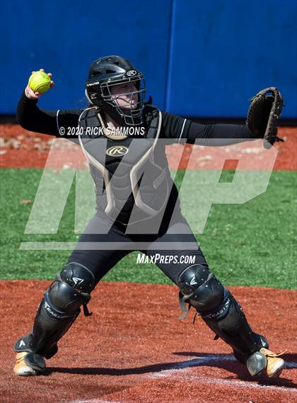 Thumbnail 3 in South Stanly vs Lake Norman (Blue Devil Softball Jamboree) photogallery.