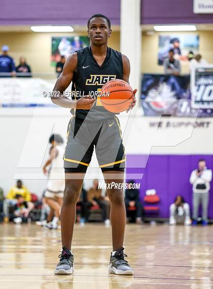 Thumbnail 2 in Farmville Central vs Don Bosco Prep (John Wall Holiday Invitational) photogallery.