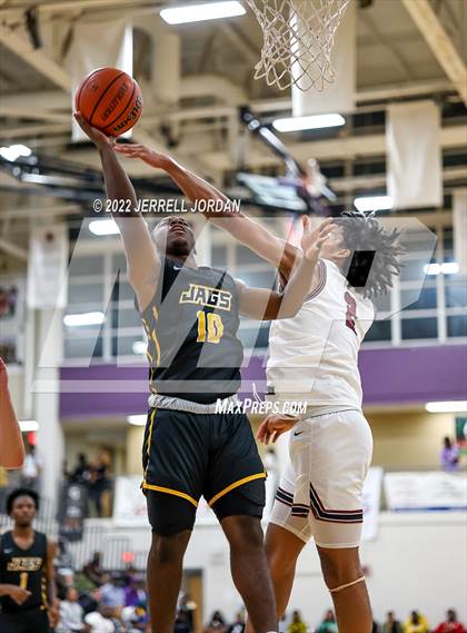 Thumbnail 2 in Farmville Central vs Don Bosco Prep (John Wall Holiday Invitational) photogallery.