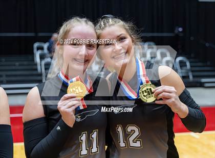 Thumbnail 1 in Goliad vs. Bushland (UIL 3A Volleyball Division I Final Medal Ceremony) photogallery.
