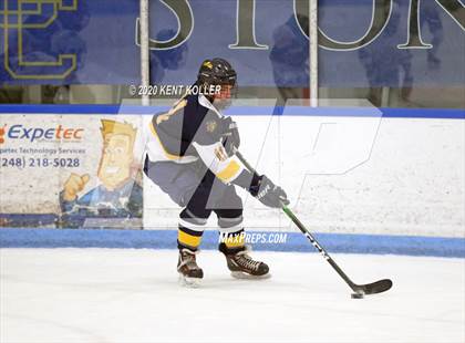 Thumbnail 3 in Clarkston @ Stoney Creek photogallery.