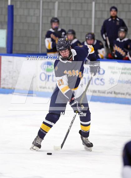 Thumbnail 3 in Clarkston @ Stoney Creek photogallery.
