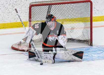 Thumbnail 2 in Greenwich Country Day vs. Proctor Academy (Exeter Invitational) photogallery.
