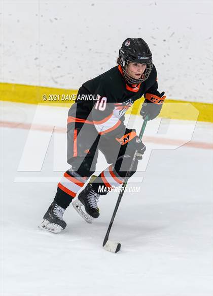 Thumbnail 1 in Greenwich Country Day vs. Proctor Academy (Exeter Invitational) photogallery.