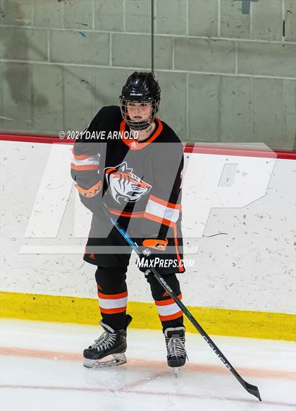 Thumbnail 1 in Greenwich Country Day vs. Proctor Academy (Exeter Invitational) photogallery.