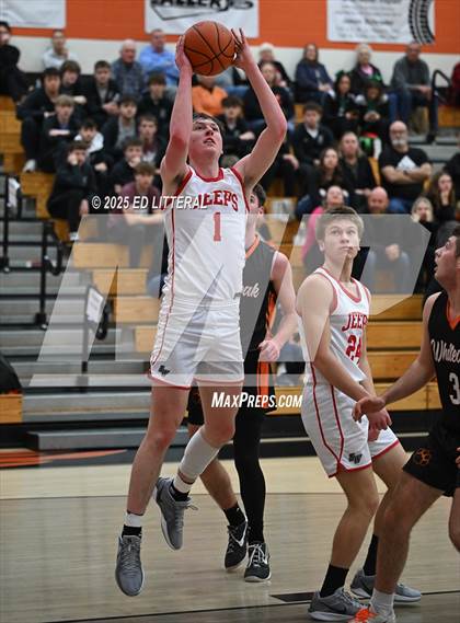 Thumbnail 3 in South Webster vs. Whiteoak (OHSAA DIV VII DISTRICT SEMIFINAL) photogallery.