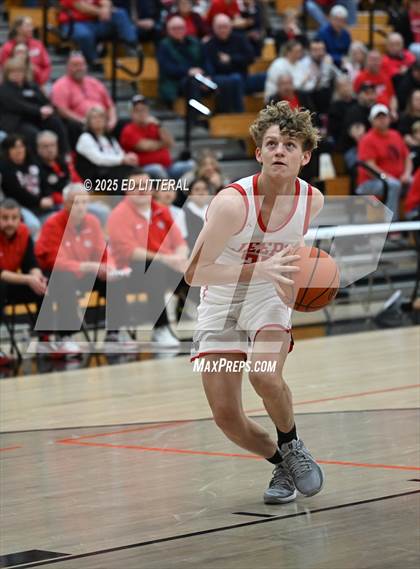 Thumbnail 2 in South Webster vs. Whiteoak (OHSAA DIV VII DISTRICT SEMIFINAL) photogallery.