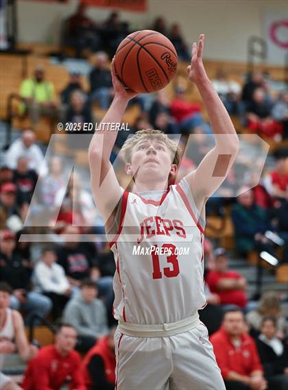Thumbnail 3 in South Webster vs. Whiteoak (OHSAA DIV VII DISTRICT SEMIFINAL) photogallery.