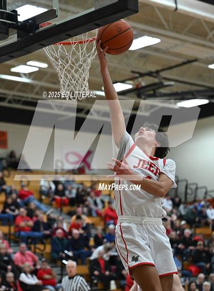 Thumbnail 2 in South Webster vs. Whiteoak (OHSAA DIV VII DISTRICT SEMIFINAL) photogallery.