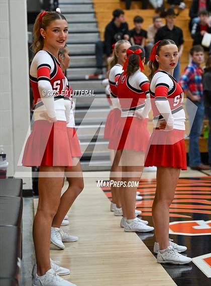 Thumbnail 1 in South Webster vs. Whiteoak (OHSAA DIV VII DISTRICT SEMIFINAL) photogallery.