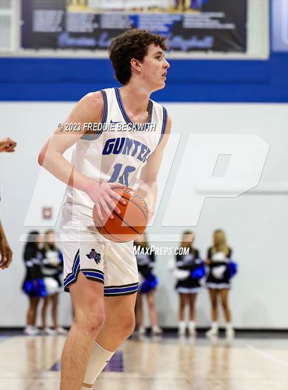 Thumbnail 2 in Howe @ Gunter photogallery.