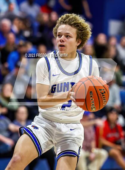 Thumbnail 2 in Howe @ Gunter photogallery.