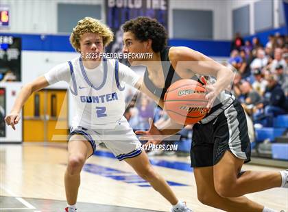 Thumbnail 1 in Howe @ Gunter photogallery.