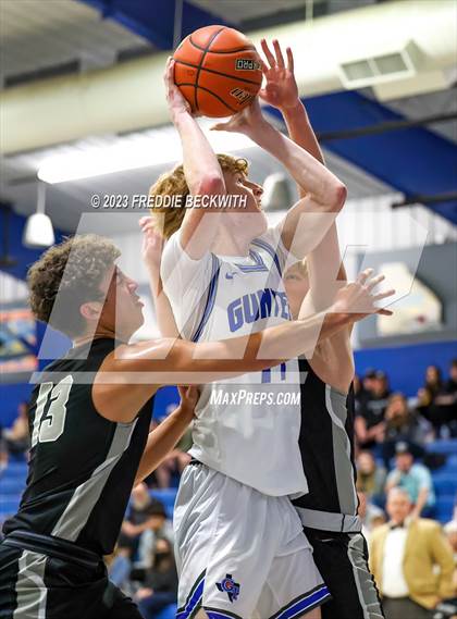 Thumbnail 1 in Howe @ Gunter photogallery.