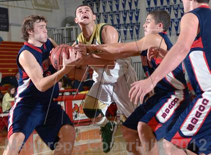 Thumbnail 3 in St. Patrick/St. Vincent vs. Campolindo (Father Barry Christmas Classic) photogallery.