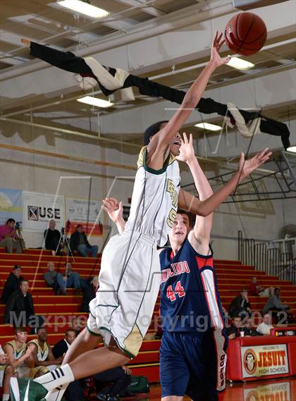 Thumbnail 1 in St. Patrick/St. Vincent vs. Campolindo (Father Barry Christmas Classic) photogallery.