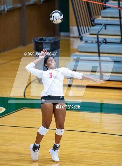 Thumbnail 2 in Hamilton Southeastern @ Lawrence North photogallery.