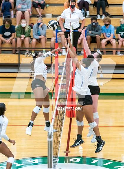 Thumbnail 1 in Hamilton Southeastern @ Lawrence North photogallery.