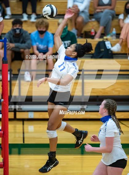 Thumbnail 2 in Hamilton Southeastern @ Lawrence North photogallery.
