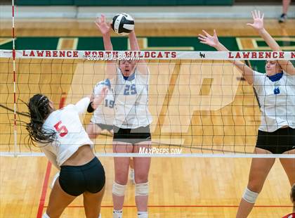 Thumbnail 3 in Hamilton Southeastern @ Lawrence North photogallery.