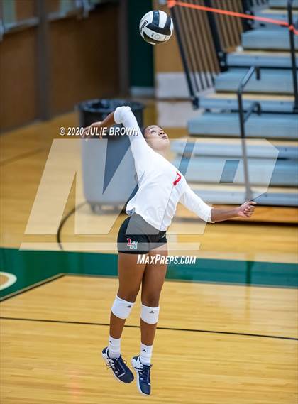 Thumbnail 2 in Hamilton Southeastern @ Lawrence North photogallery.