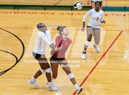 Thumbnail 1 in Hamilton Southeastern @ Lawrence North photogallery.