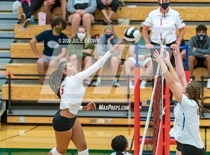 Thumbnail 1 in Hamilton Southeastern @ Lawrence North photogallery.