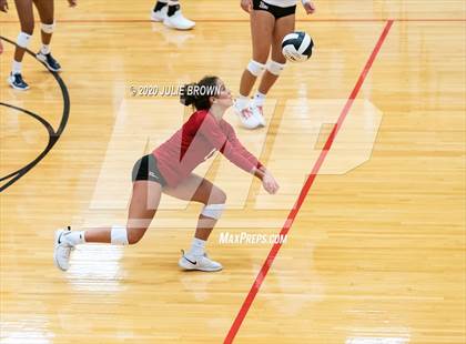 Thumbnail 2 in Hamilton Southeastern @ Lawrence North photogallery.