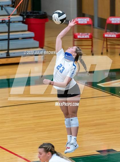 Thumbnail 3 in Hamilton Southeastern @ Lawrence North photogallery.