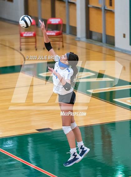 Thumbnail 1 in Hamilton Southeastern @ Lawrence North photogallery.