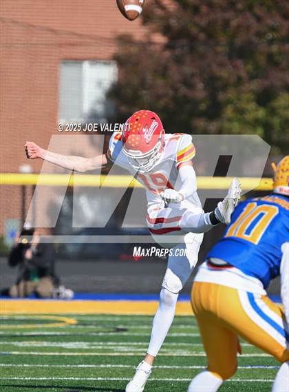 Thumbnail 1 in Williamsville East @ West Seneca West photogallery.