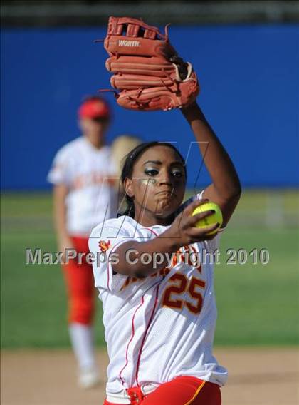Thumbnail 3 in Mt. Carmel @ Rancho Bernardo photogallery.