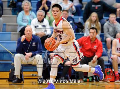 Thumbnail 3 in Kennedy Catholic vs North Thurston (WIAA 3A District 3 Playoffs) photogallery.