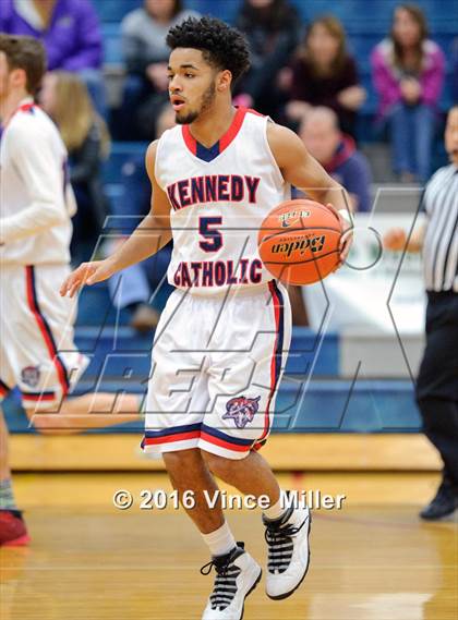 Thumbnail 3 in Kennedy Catholic vs North Thurston (WIAA 3A District 3 Playoffs) photogallery.