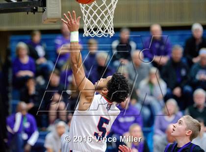Thumbnail 3 in Kennedy Catholic vs North Thurston (WIAA 3A District 3 Playoffs) photogallery.