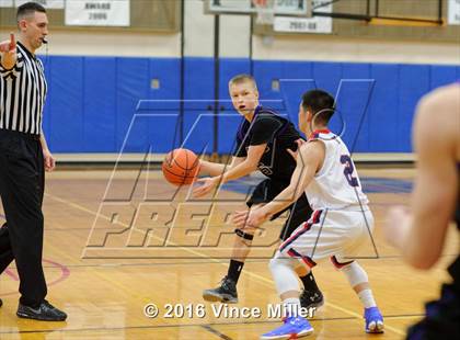 Thumbnail 2 in Kennedy Catholic vs North Thurston (WIAA 3A District 3 Playoffs) photogallery.