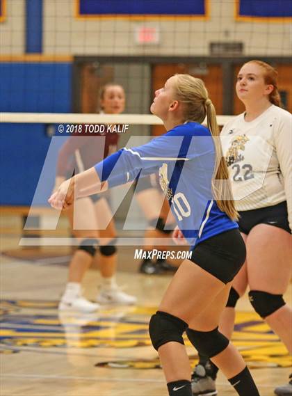 Thumbnail 1 in East Lyme @ Bacon Academy photogallery.