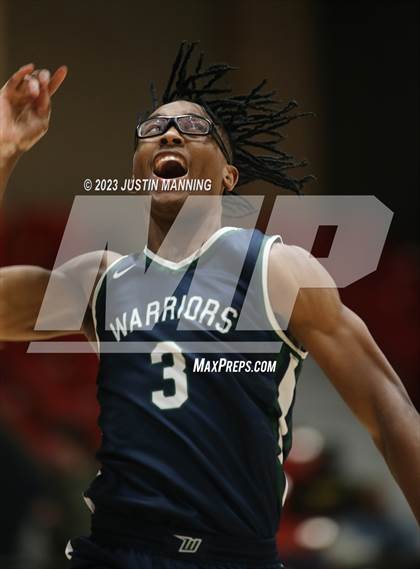 Thumbnail 2 in Little Rock Christian Academy vs. McDonough (King Cotton Classic) photogallery.
