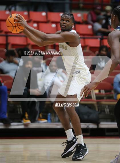 Thumbnail 3 in Little Rock Christian Academy vs. McDonough (King Cotton Classic) photogallery.