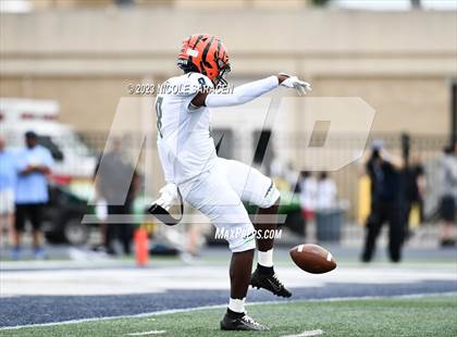 Thumbnail 3 in All-Shore Gridiron Classic (Monmouth vs Ocean) photogallery.