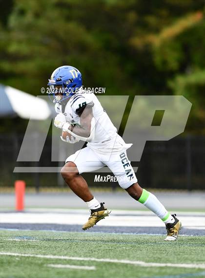 Thumbnail 3 in All-Shore Gridiron Classic (Monmouth vs Ocean) photogallery.