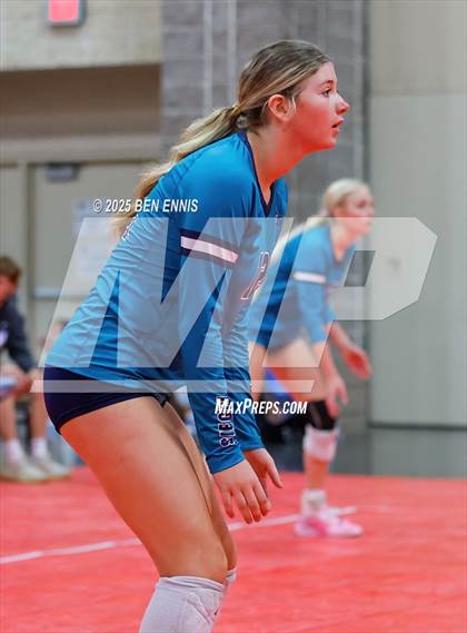 Thumbnail 2 in Loretto vs. Siegel (Showdown at the Sunsphere) photogallery.
