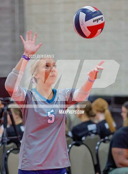 Thumbnail 3 in Loretto vs. Siegel (Showdown at the Sunsphere) photogallery.