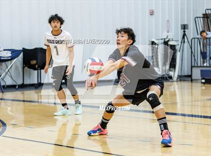 Thumbnail 2 in Regis Groff vs. Bear Creek photogallery.