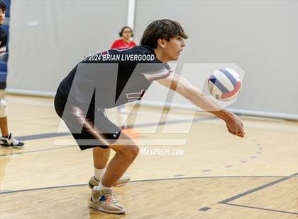Thumbnail 2 in Regis Groff vs. Bear Creek photogallery.