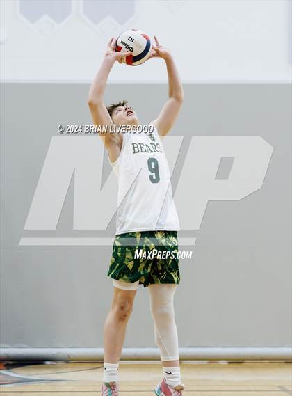 Thumbnail 2 in Regis Groff vs. Bear Creek photogallery.
