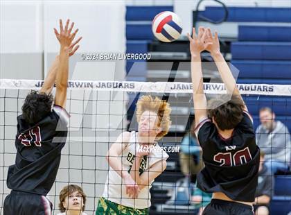 Thumbnail 3 in Regis Groff vs. Bear Creek photogallery.