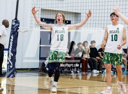 Thumbnail 2 in Regis Groff vs. Bear Creek photogallery.