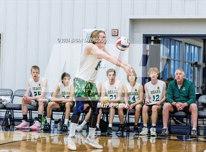 Thumbnail 1 in Regis Groff vs. Bear Creek photogallery.
