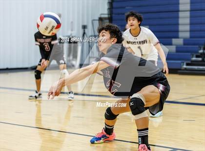 Thumbnail 3 in Regis Groff vs. Bear Creek photogallery.